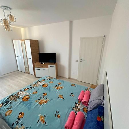 In Apart Hotel Бухарест Екстер'єр фото