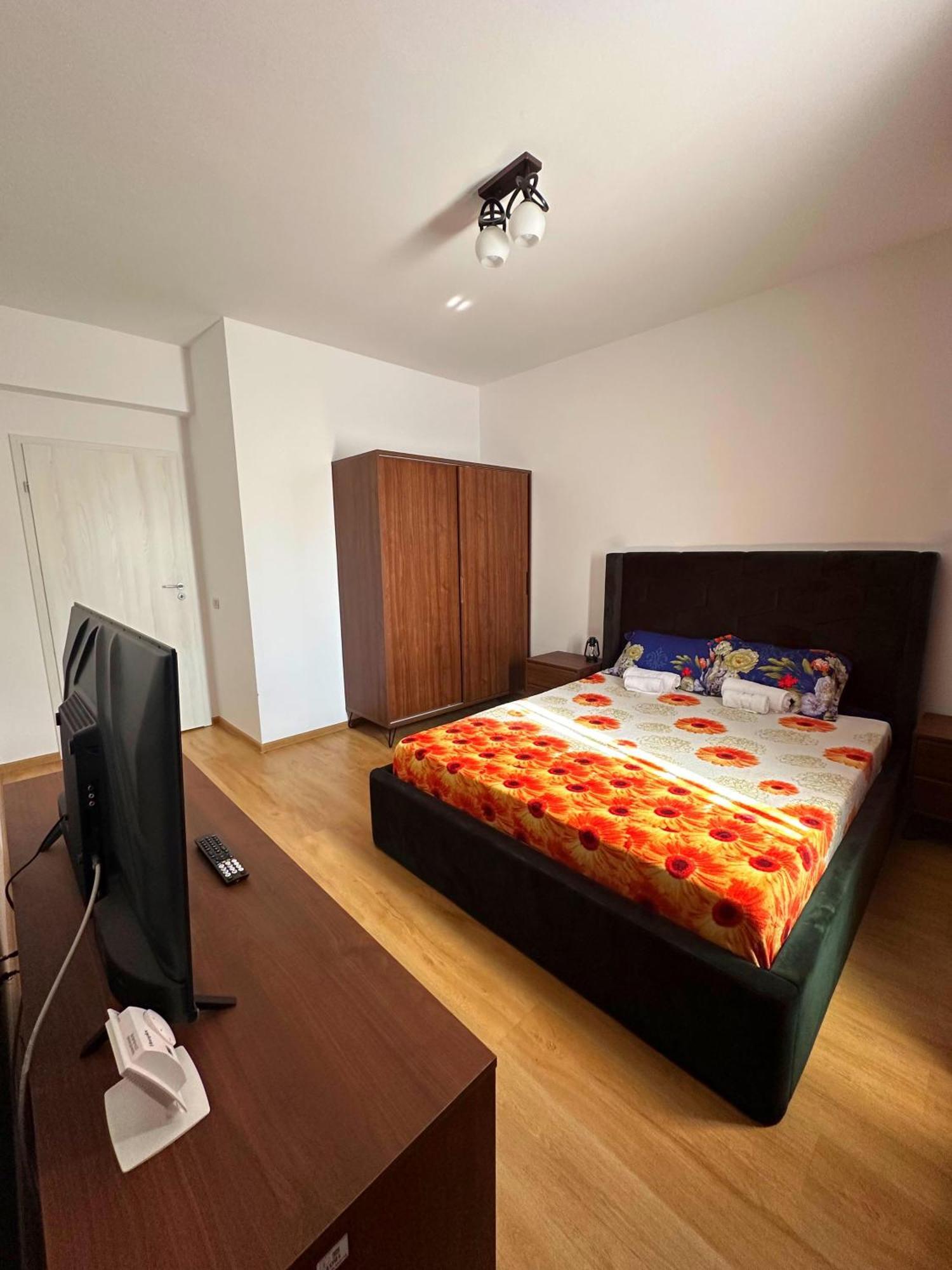 In Apart Hotel Бухарест Екстер'єр фото